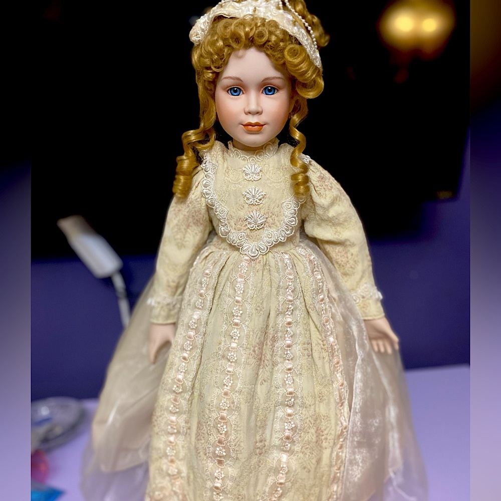 Kathleen Debra American Classics Collection Porcelain Doll